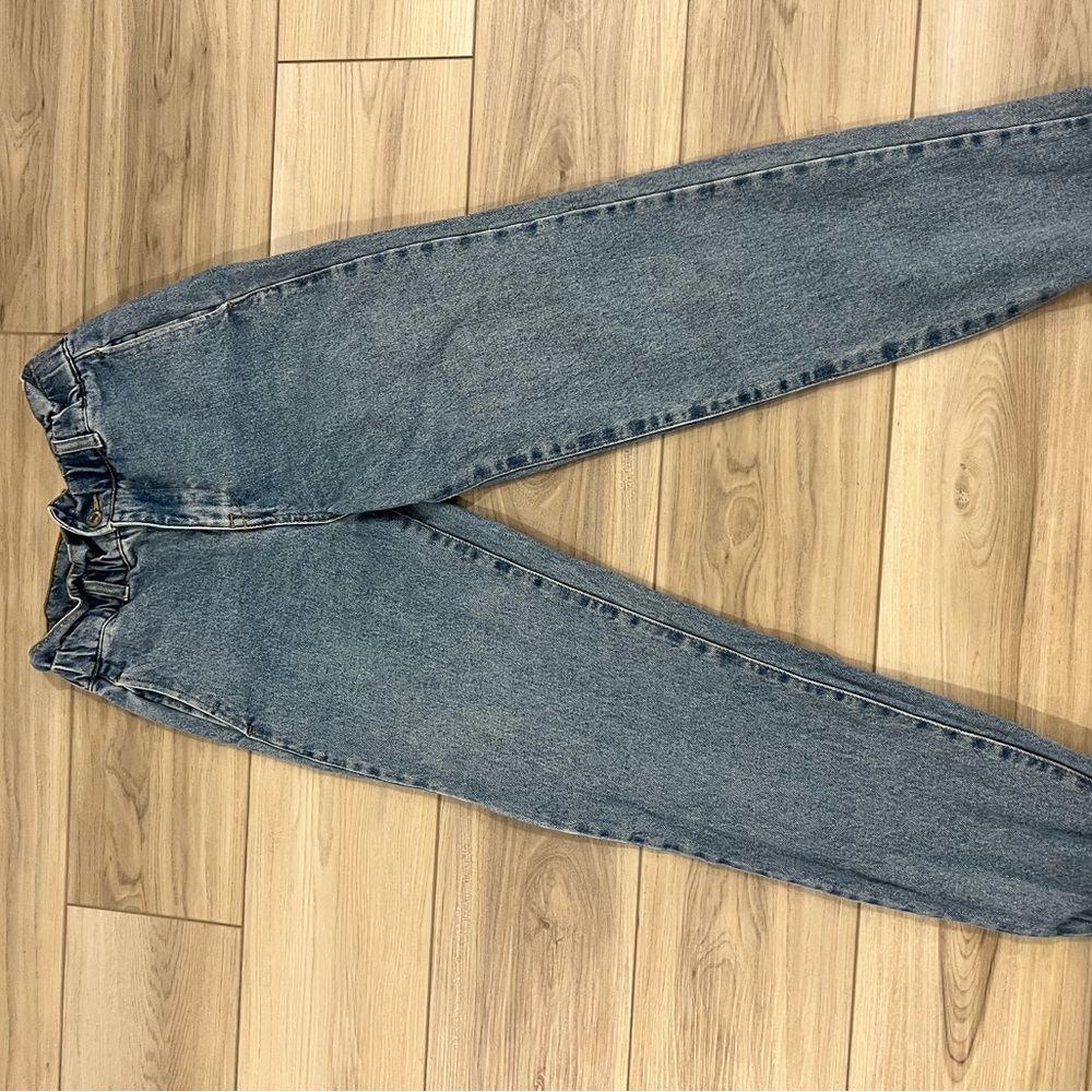 Vintage High-Waisted Blue Jeans